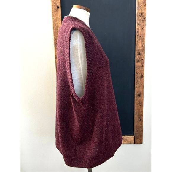 Vintage Woolrich Wool Knit Vest XL Academia Cottage V-neck Retro Wine Burgundy - Picture 10 of 13